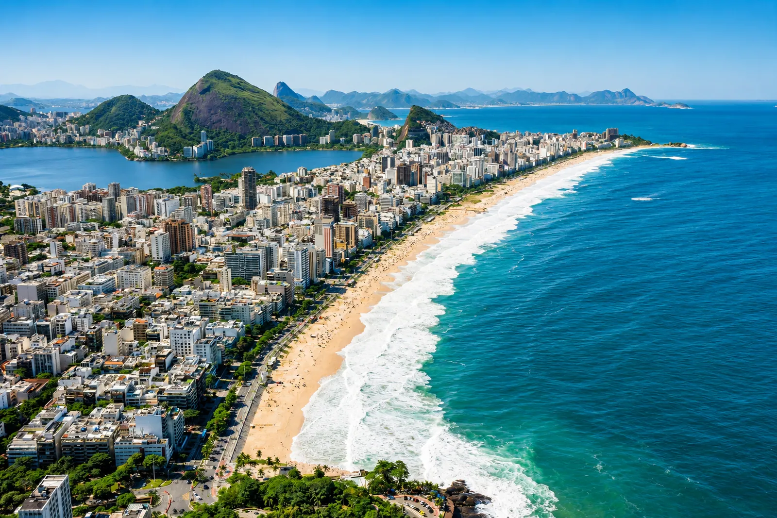 Toda la curva de Leblon e Ipanema desde el aire